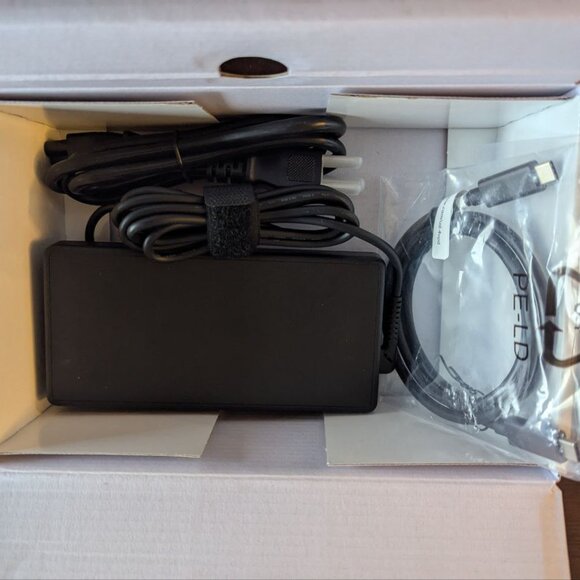 Plugable USB C Docking Station Dual Monitor, 11-in-1, USB4 40G 100W Laptop Charg - Picture 4 of 10